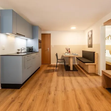 Modernes Und Schickes Bei Der Bergbahn By Inspiringplaces Apartamento *